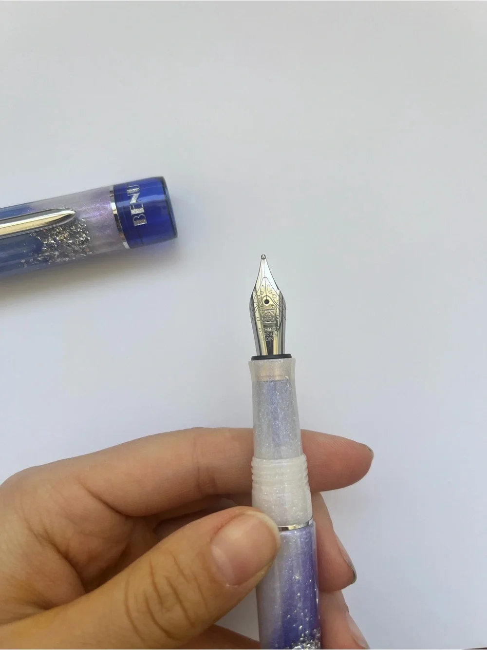 New Benu Exclusive Fountain Pen Tribute Swan Lake Broad Nib Shimmer Blue White